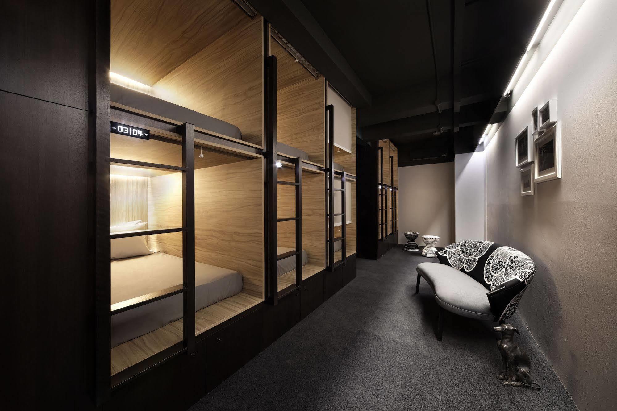 The Pod At Road Boutique Capsule Kapselhotel 2*